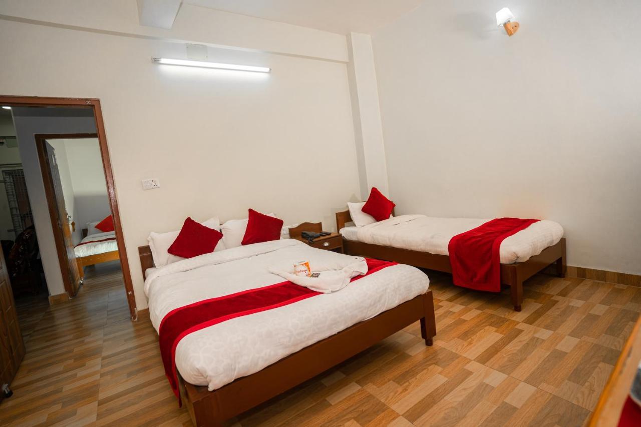 Hotel Dela Mount Pokhara Exterior foto